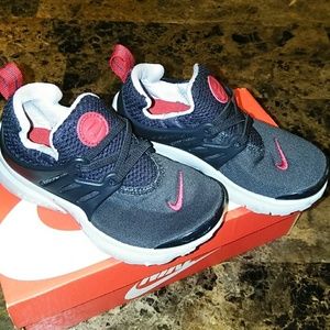 Flash sale $19 🏁Toddler Sneakers